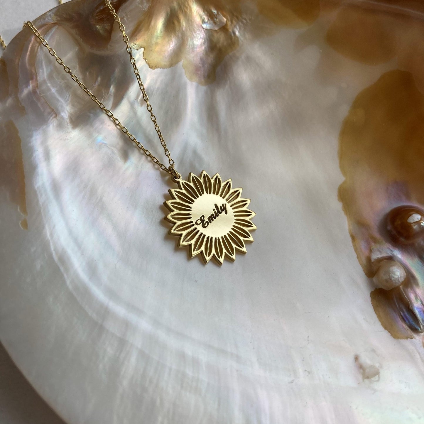 14 Ayar Altın Kaplama Ayçiçeği İsimli Kolye: 925 Ayar Gümüş Kişiye Özel Minimal Çiçek Kolye - Lisen Aksesuar