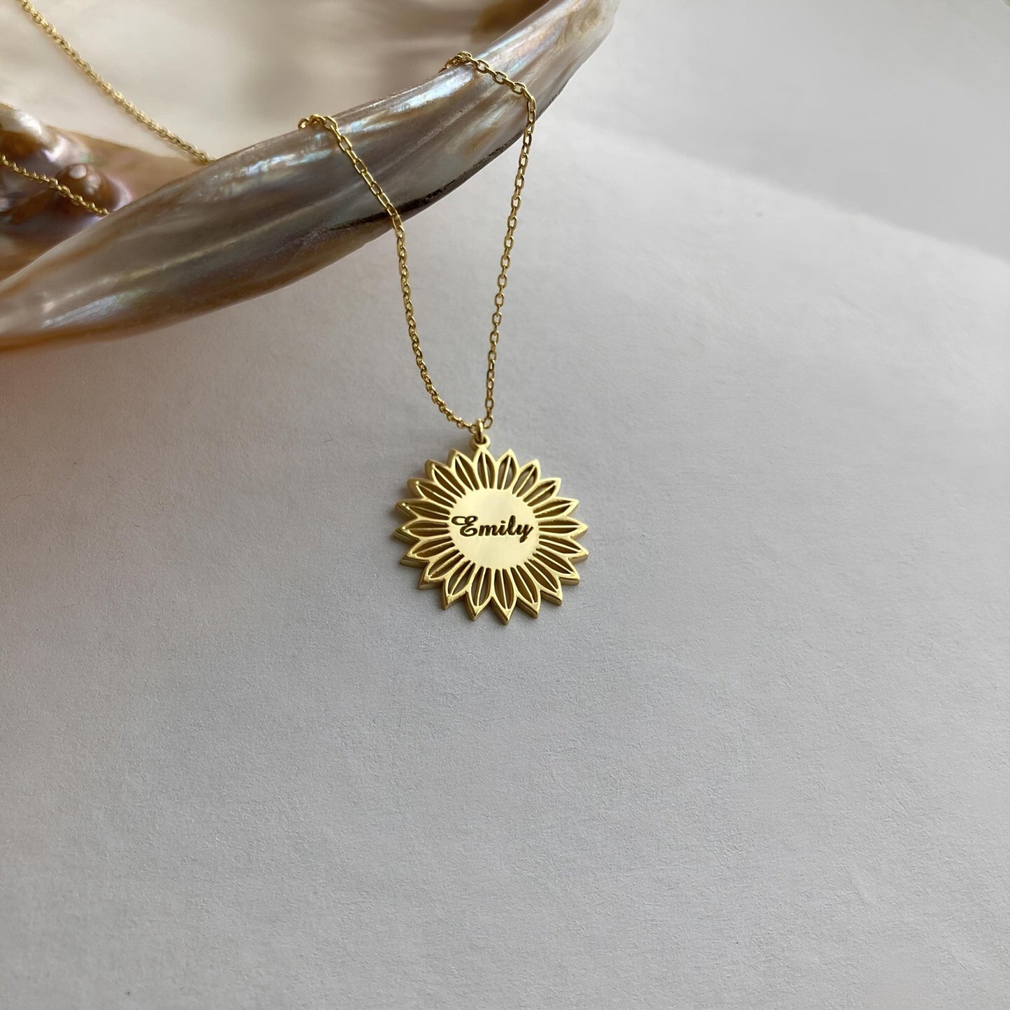 14 Ayar Altın Kaplama Ayçiçeği İsimli Kolye: 925 Ayar Gümüş Kişiye Özel Minimal Çiçek Kolye - Lisen Aksesuar