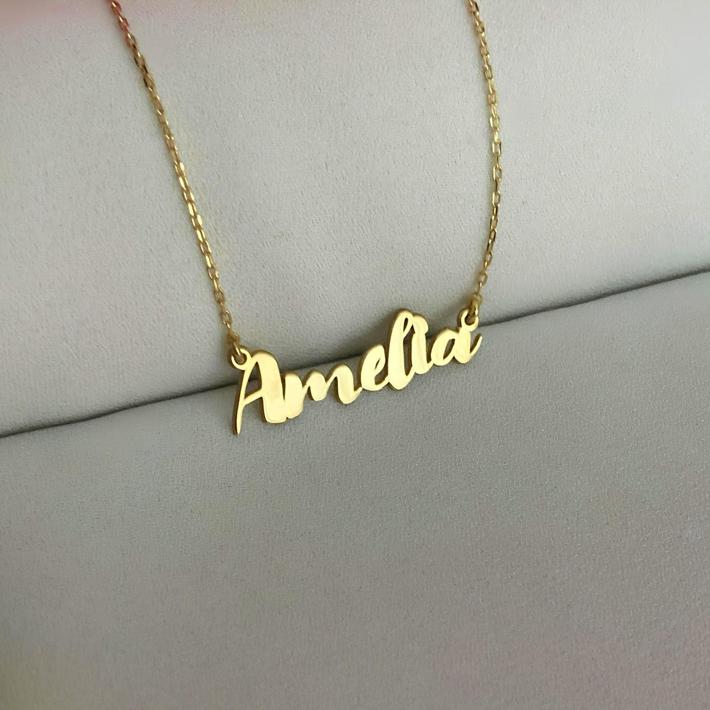 14 Ayar Altın Kaplama Kişiye Özel İsim Kolye: 925 Ayar Gümüş Zarif ve Anlamlı Tasarım - Lisen Aksesuar