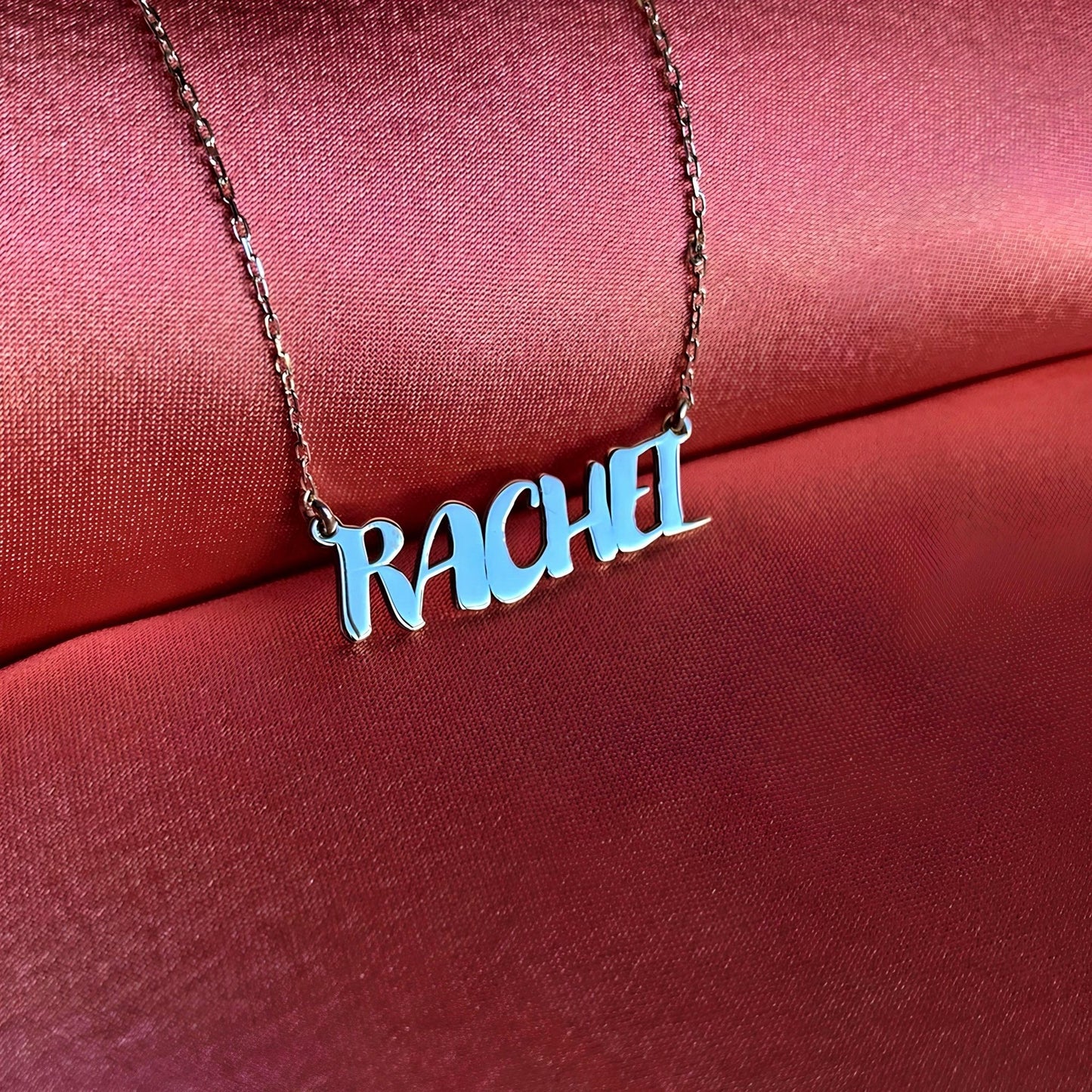 14 Ayar Altın Kaplama Kişiye Özel İsim Kolye: 925 Ayar Gümüş Zarif ve Anlamlı Tasarım - Lisen Aksesuar