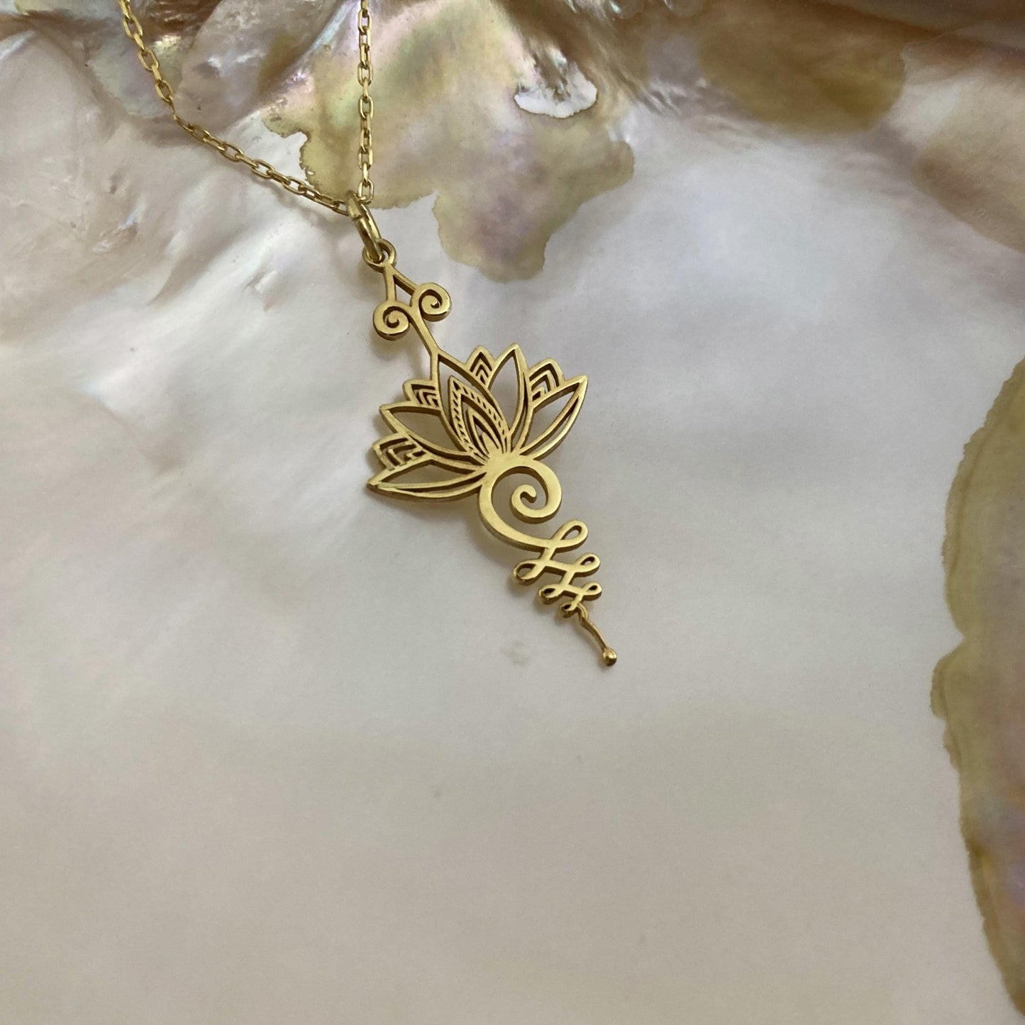 14 Ayar Altın Kaplama Unalome Lotus Çiçeği Kolye: 925 Ayar Gümüş Spiritüel Takı - Lisen Aksesuar