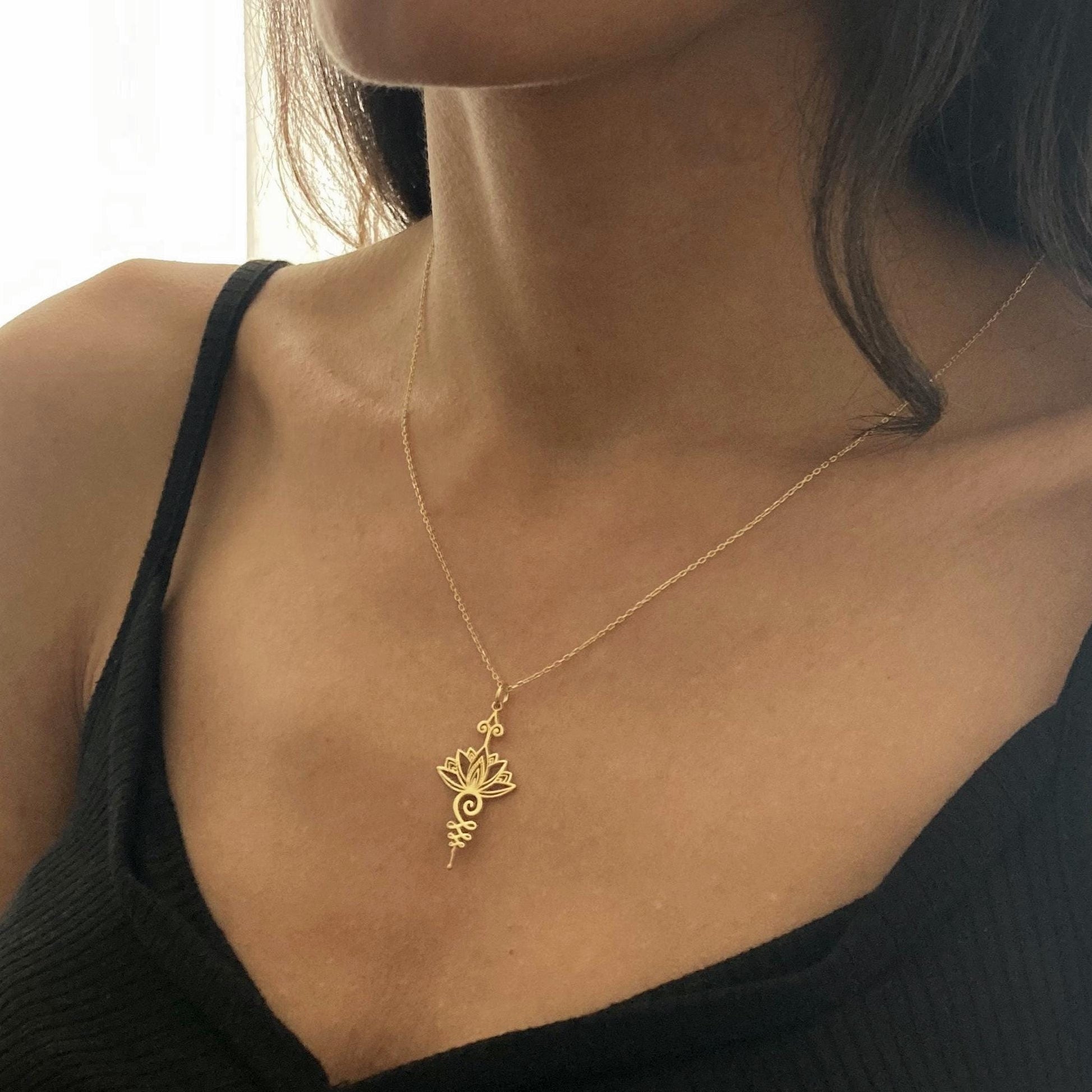 14 Ayar Altın Kaplama Unalome Lotus Çiçeği Kolye: 925 Ayar Gümüş Spiritüel Takı - Lisen Aksesuar