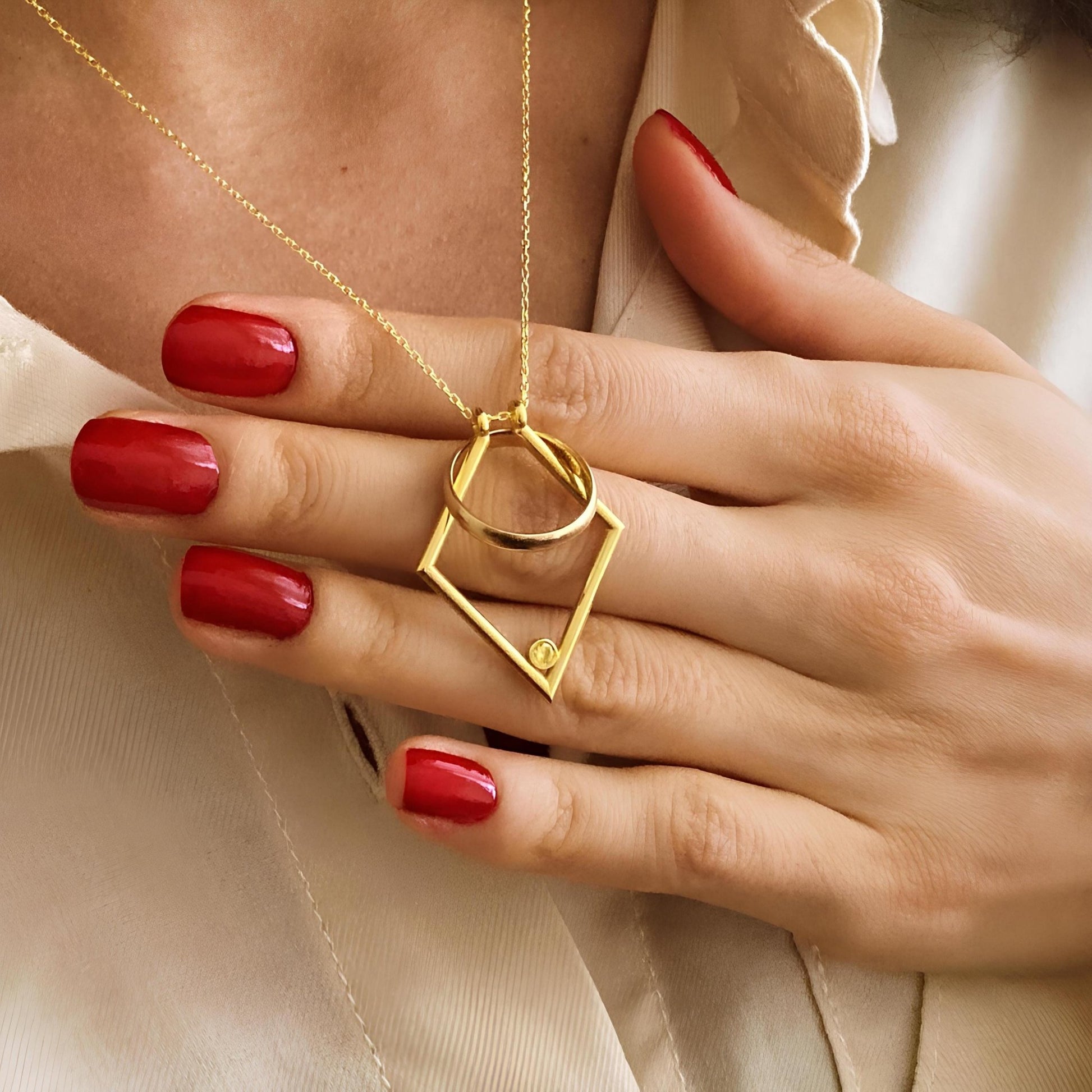 925 Ayar Gümüş Doğum Taşlı Elmas Form Yüzük Tutucu Kolye: Altın Kaplama Yüzük Taşıyıcı - Lisen Aksesuar