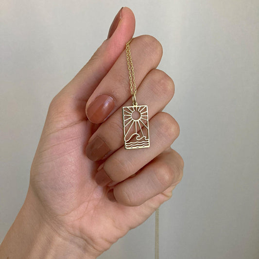 925 Ayar Gümüş Güneş ve Dalga Kolyesi: Altın Kaplama Minimalist Doğa İlhamlı Takı - Lisen Aksesuar