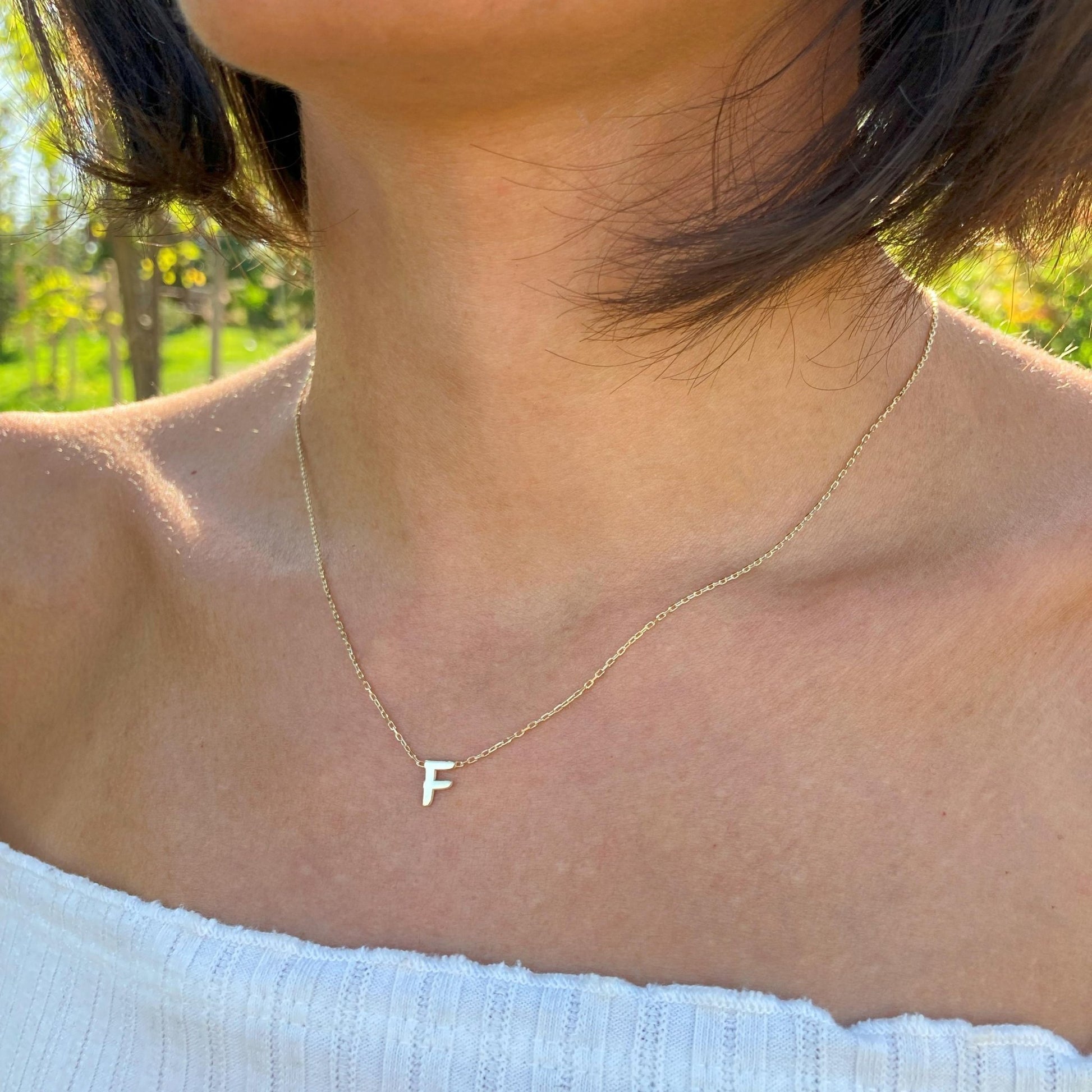 925 Ayar Gümüş Kişiye Özel Baş Harf Kolye: Altın Kaplama Aralıklı Harfli İsim - Lisen Aksesuar