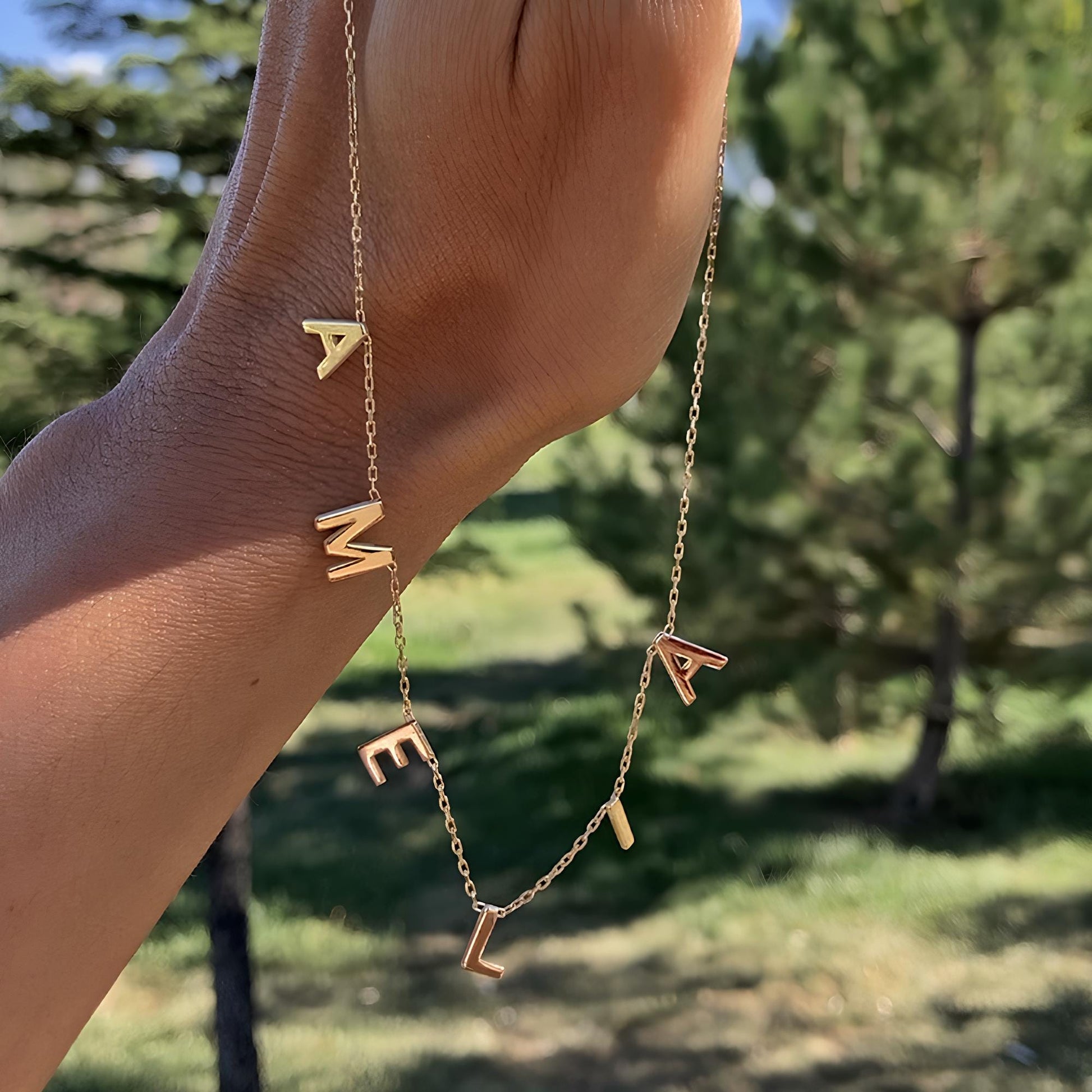 925 Ayar Gümüş Kişiye Özel Baş Harf Kolye: Altın Kaplama Aralıklı Harfli İsim - Lisen Aksesuar