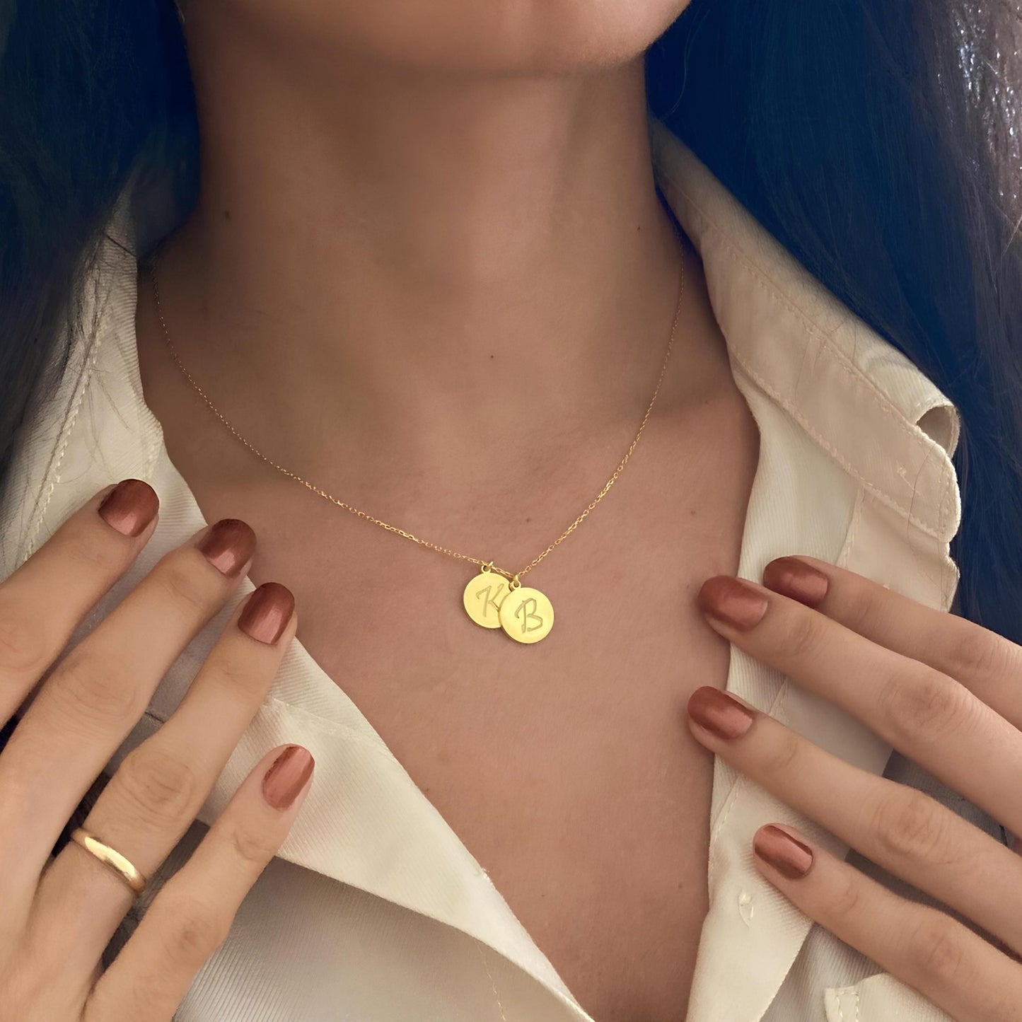 925 Ayar Gümüş Kişiye Özel Harf Disk Kolye: 14 Ayar Altın Kaplama Yuvarlak Baş Harfi - Lisen Aksesuar