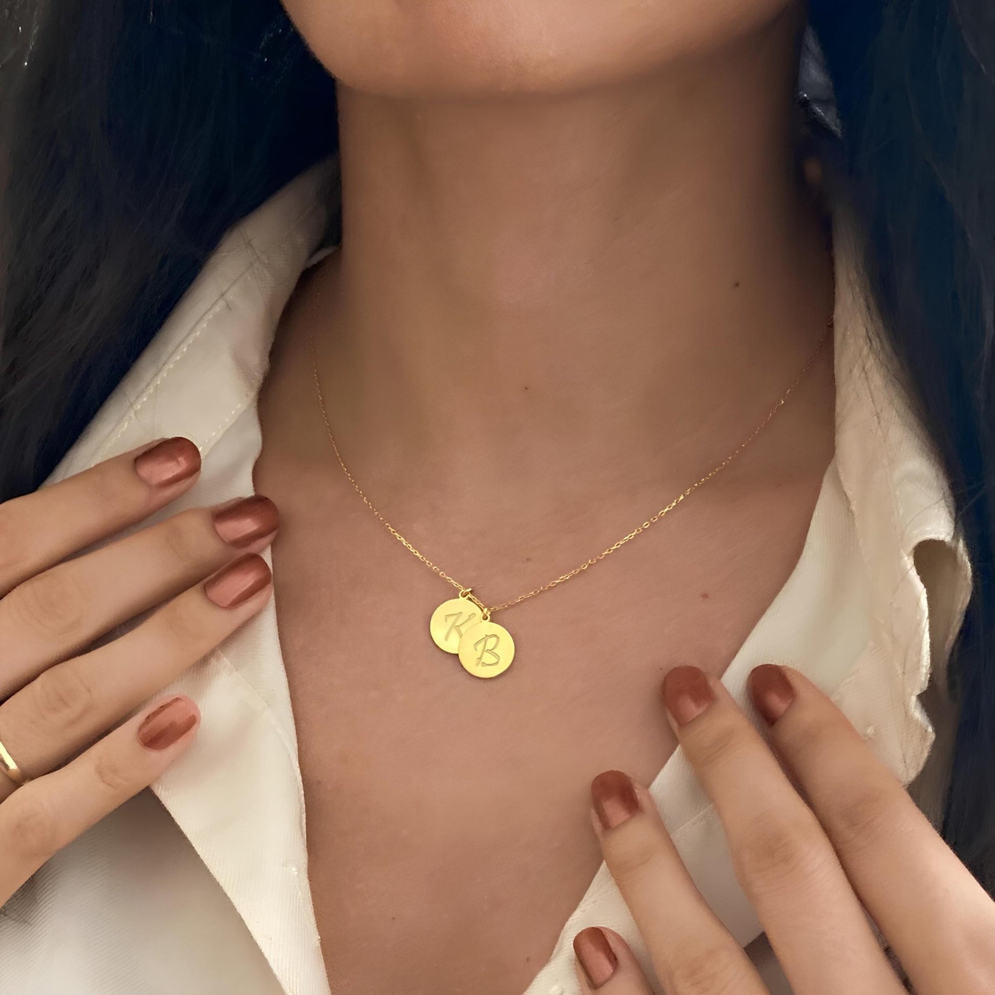 925 Ayar Gümüş Kişiye Özel Harf Disk Kolye: 14 Ayar Altın Kaplama Yuvarlak Baş Harfi - Lisen Aksesuar