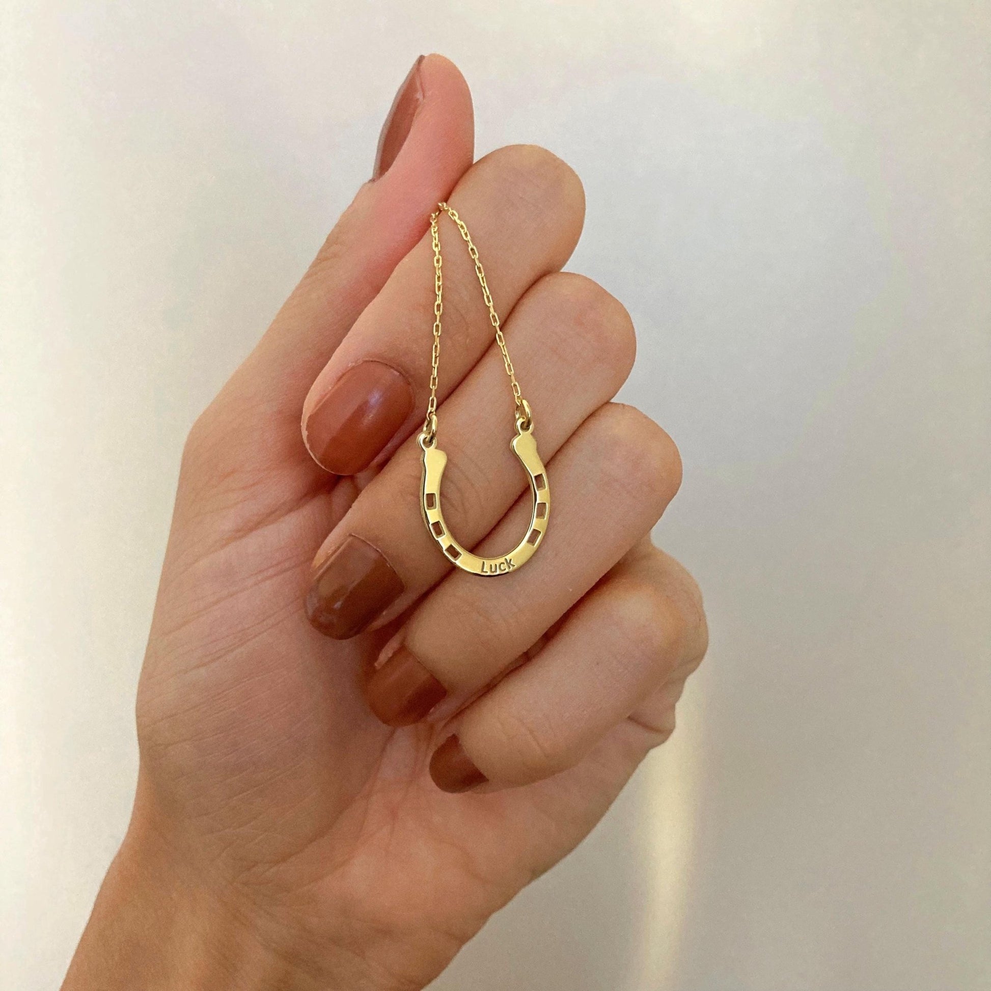 925 Ayar Gümüş Kişiye Özel Nal Kolye: 14 Ayar Altın Kaplama Şans Sembolü - Lisen Aksesuar