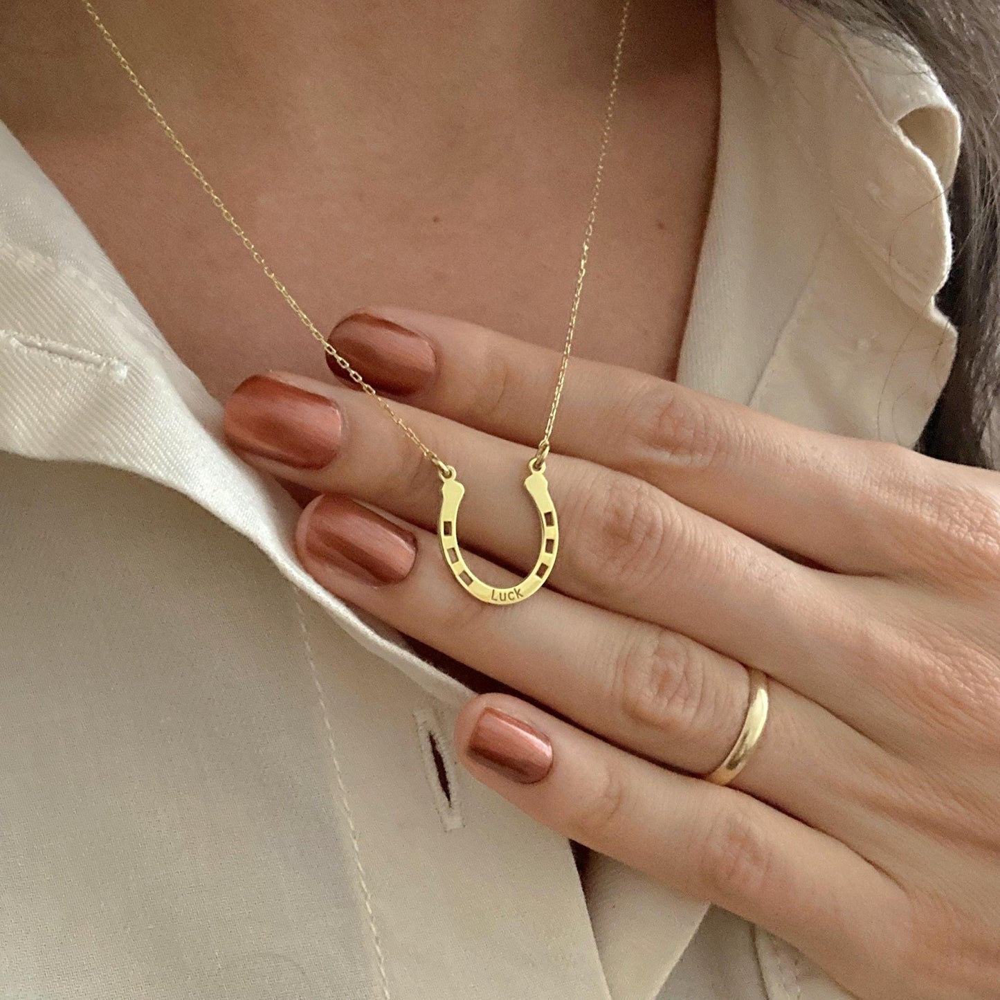 925 Ayar Gümüş Kişiye Özel Nal Kolye: 14 Ayar Altın Kaplama Şans Sembolü - Lisen Aksesuar