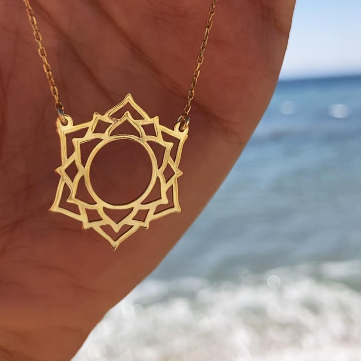 925 Ayar Gümüş Taç Çakra Kolye: Altın Kaplama Sahasrara Sembolü Spiritüel Kolye - Lisen Aksesuar
