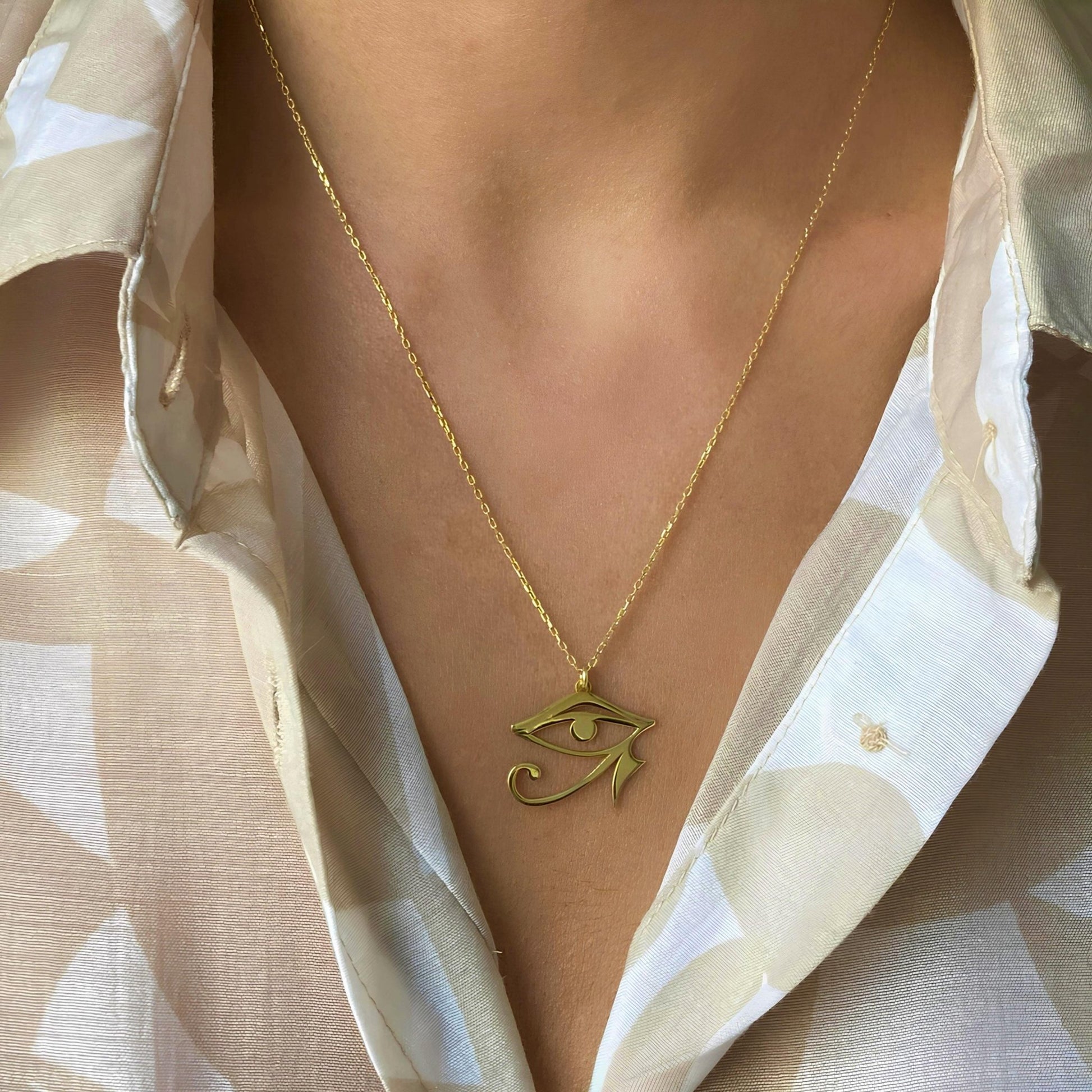 925 Ayar Gümüş ve 14 Ayar Altın Kaplama Eye of Ra & Eye of Horus Kolye: Antik Mısır Kutsal Koruma Sembolü - Lisen Aksesuar