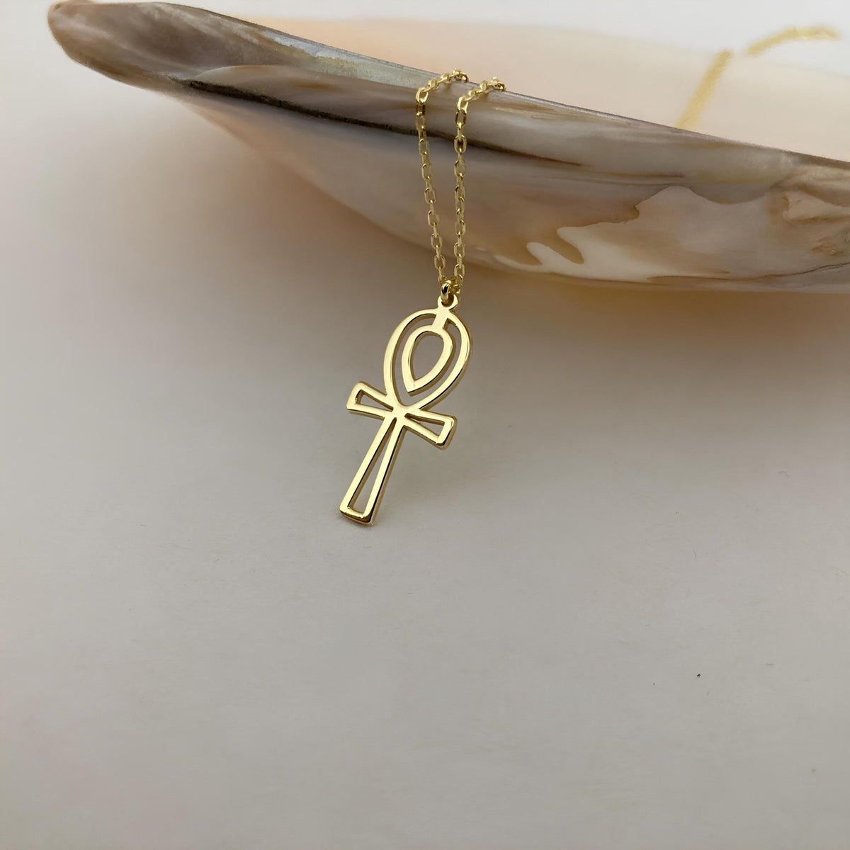 Dainty 14K Gold Ankh Necklace: Egyptian Key of Life Pendant - Lisen Aksesuar