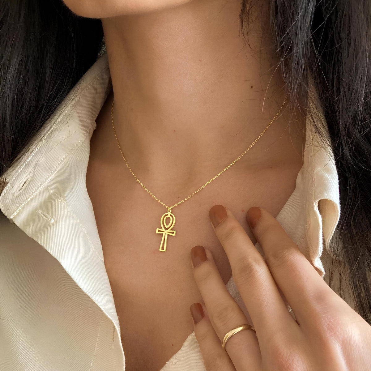 Dainty 14K Gold Ankh Necklace: Egyptian Key of Life Pendant - Lisen Aksesuar