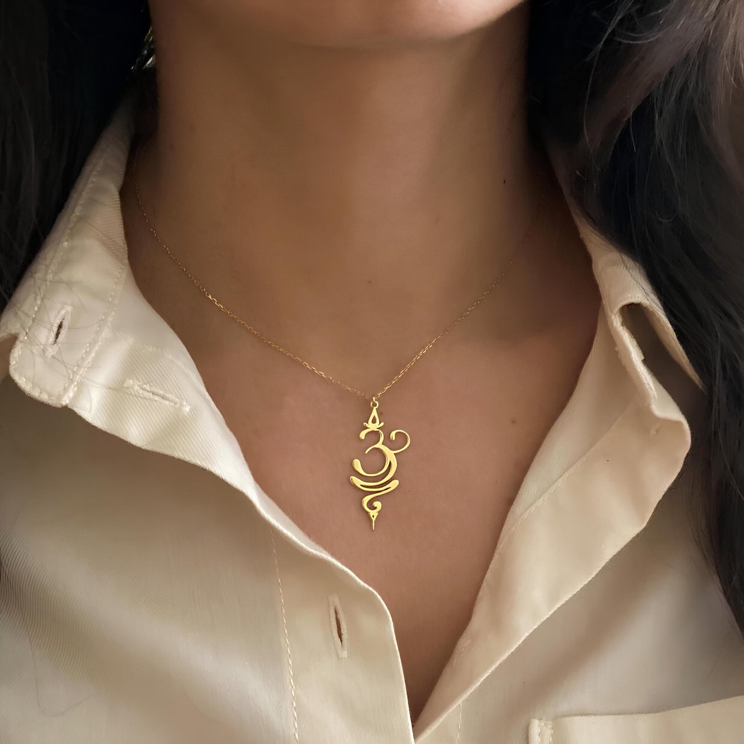 OM Sembolü Yoga Kolye – 925 Ayar Gümüş, Altın ve Rose Altın Kaplama Spiritüel ve Meditasyon Takısı - Lisen Jewelry